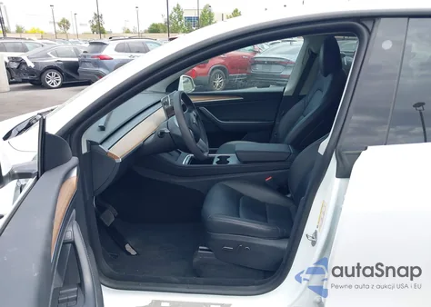 2023 Tesla Model Y Awd/Long Range Dual Motor All-Wheel Drive из США, поврежденный, VIN 7SAYGDEE3PA079248